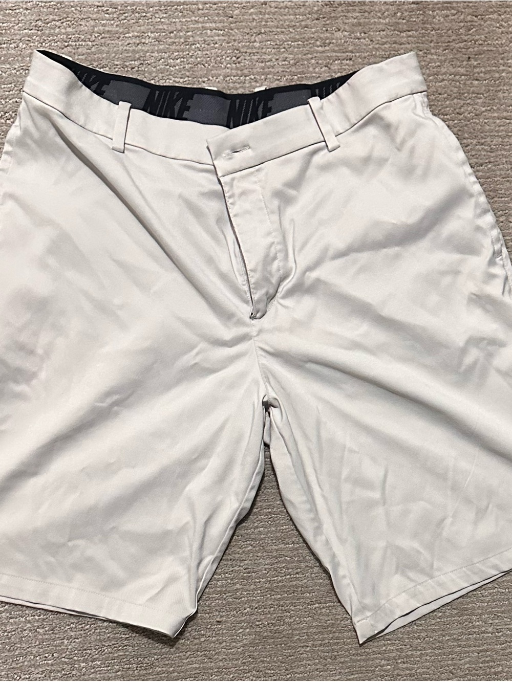 Nike Men's Light Cream Flat-Front Performance Shorts